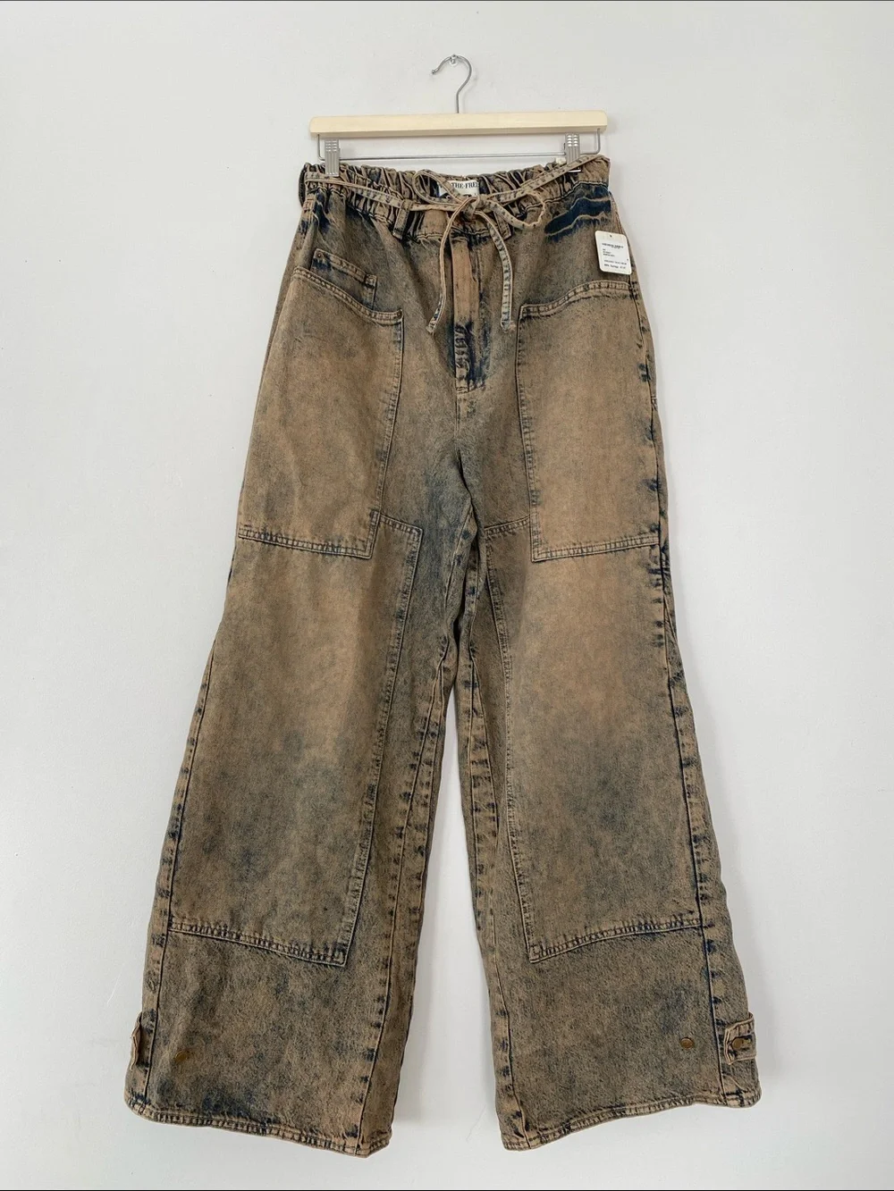 NEW We The Free People Crvy Outlaw Mid-Rise Wide Leg Jeans XL Tan Blue Boho Chic